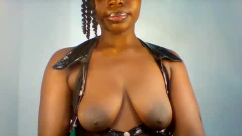 Snapshot of maverlous_pussy900 chatting on February 25, 2026, 12:15 pm Maverlous pussy online show from February 25, 2026, 12:15 pm