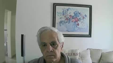 Snapshot of max_2017 chatting on April 12, 2026, 1:49 pm max_2017 online show from April 12, 2026, 1:49 pm