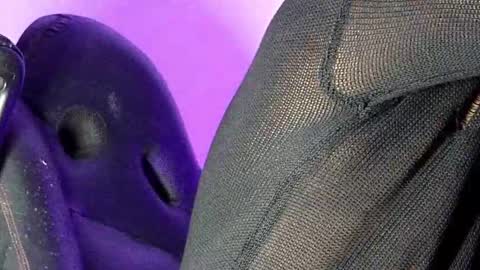 max__prada online show from January 7, 2026, 2:25 am