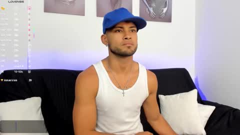 Max Conor online show from November 21, 2025, 3:33 pm