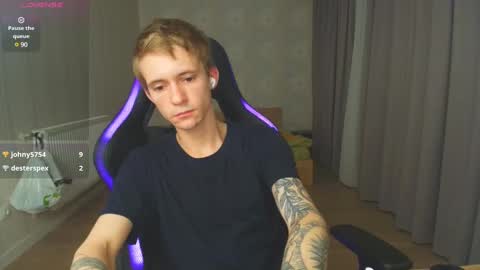 Max Gen with tats 24years  And Ethan without tats 20 years online show from December 29, 2024, 7:00 pm