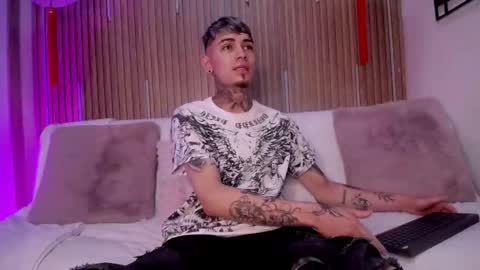 Snapshot of max_hader chatting on February 26, 2026, 12:48 pm Max online show from February 26, 2026, 12:48 pm