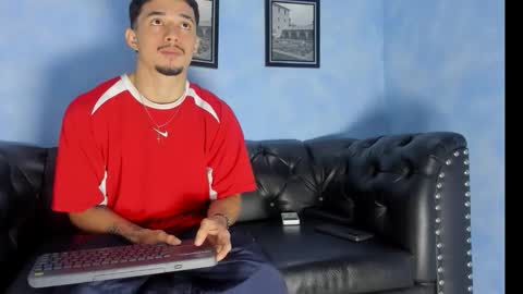 max_jowel online show from December 19, 2025, 2:51 am