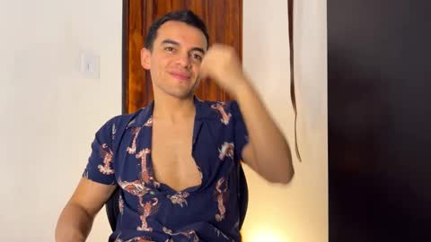 Snapshot of max_lancaster chatting on December 14, 2024, 2:56 am Max Lancaster online show from December 14, 2024, 2:56 am
