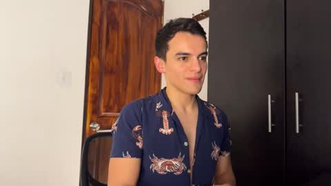 Snapshot of max_lancaster chatting on December 24, 2024, 10:17 pm Max Lancaster online show from December 24, 2024, 10:17 pm
