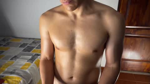 Snapshot of max_lancaster chatting on March 1, 2025, 10:31 pm Max Lancaster online show from March 1, 2025, 10:31 pm