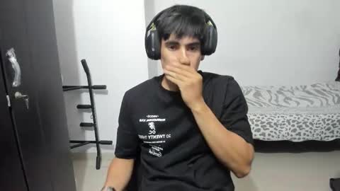 Max online show from September 21, 2025, 2:13 am