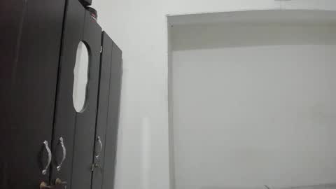 Max online show from April 17, 2026, 4:32 pm