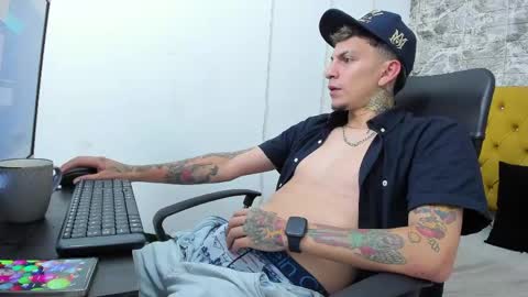 max_sstteel online show from April 30, 2026, 5:58 am