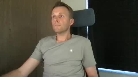 Snapshot of max_straight_1 chatting on May 22, 2026, 1:39 pm Max take off clothes online show from May 22, 2026, 1:39 pm