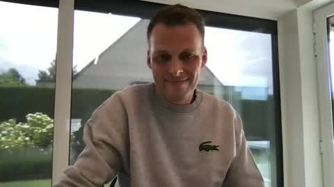 Snapshot of max_straight_1 chatting on June 4, 2026, 9:15 am Max take off clothes online show from June 4, 2026, 9:15 am