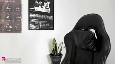 max_valiant1 online show from March 25, 2026, 1:44 am