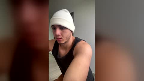 max_valiant1 online show from April 23, 2026, 11:53 am