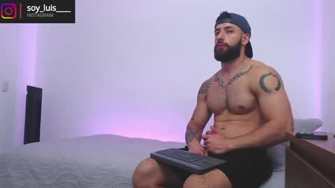 Snapshot of max_xl_ chatting on April 30, 2026, 11:20 pm max_xl_ online show from April 30, 2026, 11:20 pm