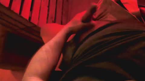 maxcamlove online show from February 21, 2025, 11:43 pm