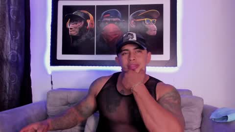 Snapshot of maxcarther chatting on January 23, 2025, 7:07 pm Maxcarther online show from January 23, 2025, 7:07 pm