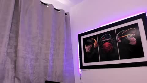 Snapshot of maxcarther chatting on February 9, 2025, 5:22 pm Maxcarther online show from February 9, 2025, 5:22 pm