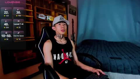 Snapshot of maxdominant_ chatting on September 28, 2025, 3:01 am MaxDominant online show from September 28, 2025, 3:01 am