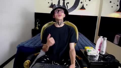 Snapshot of maxdominant_ chatting on September 30, 2025, 3:11 am MaxDominant online show from September 30, 2025, 3:11 am