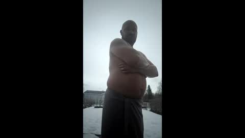 Snapshot of maxhunter chatting on April 1, 2026, 4:59 pm maxhunter online show from April 1, 2026, 4:59 pm