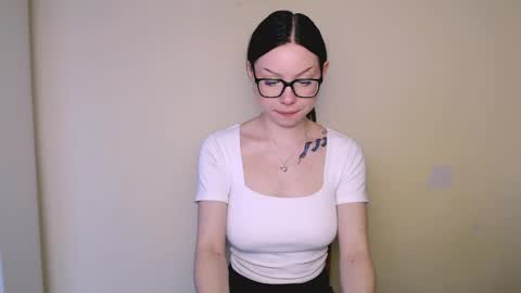 Snapshot of maxi_sweetheart chatting on May 9, 2026, 5:07 pm Joanna online show from May 9, 2026, 5:07 pm