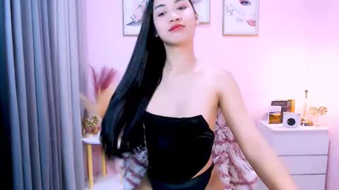 maxie greyson online show from February 15, 2025, 12:59 am