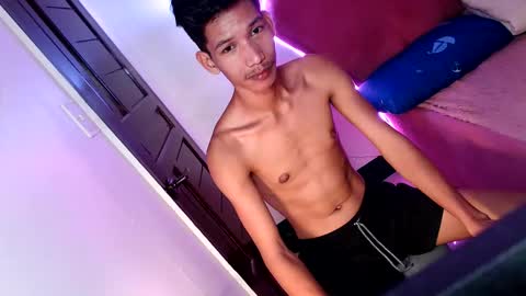 Reyn online show from October 9, 2025, 8:23 am