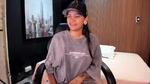Snapshot of maxigarcia_ chatting on June 16, 2026, 9:50 pm Maxi online show from June 16, 2026, 9:50 pm