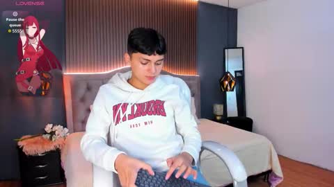 --  -- online show from November 3, 2025, 6:53 pm