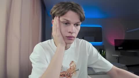 maxim burn online show from February 25, 2025, 12:34 pm