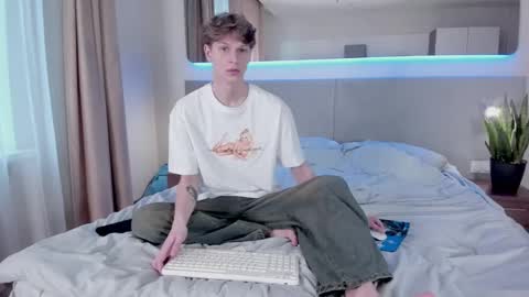 maxim burn online show from March 3, 2025, 1:20 pm