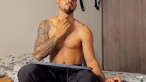 Maximo online show from April 23, 2026, 9:28 pm