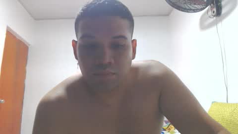 Snapshot of maximo08_dlim chatting on June 7, 2026, 4:49 am maximo08_dlim online show from June 7, 2026, 4:49 am