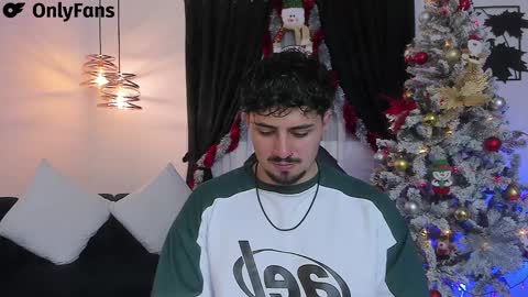 Maximo online show from December 30, 2024, 2:42 am