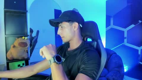 Snapshot of maximo_romano chatting on June 27, 2026, 7:08 pm Maximo online show from June 27, 2026, 7:08 pm