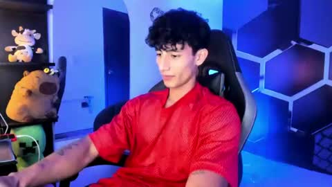 Snapshot of maximo_romano chatting on July 9, 2026, 7:40 pm Maximo online show from July 9, 2026, 7:40 pm