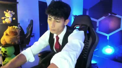 Snapshot of maximo_romano chatting on July 10, 2026, 7:05 pm Maximo online show from July 10, 2026, 7:05 pm