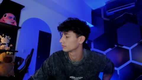 Snapshot of maximo_romano chatting on July 11, 2026, 7:05 pm Maximo online show from July 11, 2026, 7:05 pm