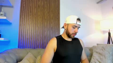 Maximo Wolf online show from May 14, 2026, 7:53 pm