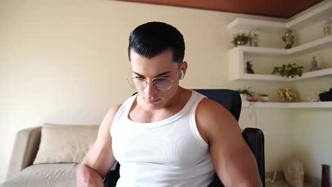 Sebastian online show from February 11, 2026, 2:44 pm