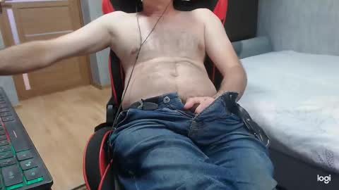 maximus3334 online show from September 23, 2025, 11:13 am