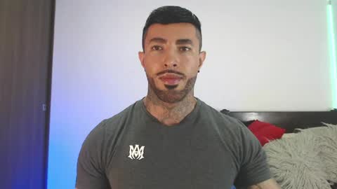 Snapshot of maximus_golden chatting on April 18, 2026, 2:37 am Independent Model online show from April 18, 2026, 2:37 am
