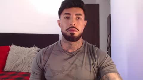 Snapshot of maximus_golden chatting on June 22, 2026, 2:35 am Independent Model online show from June 22, 2026, 2:35 am