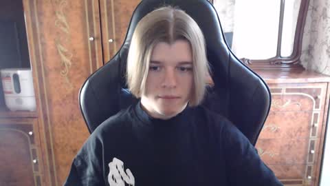 Max online show from December 21, 2024, 10:17 am