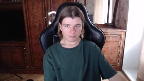 Max online show from October 10, 2025, 10:14 am