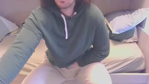 Snapshot of maxsperman1 chatting on February 8, 2026, 2:53 pm MaxSperman online show from February 8, 2026, 2:53 pm