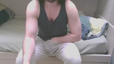 Snapshot of maxsperman1 chatting on March 1, 2026, 12:40 pm MaxSperman online show from March 1, 2026, 12:40 pm