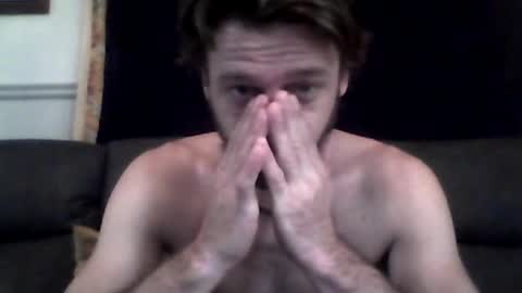 Snapshot of maxthewolf chatting on June 21, 2026, 11:35 am MaxTheWolf online show from June 21, 2026, 11:35 am