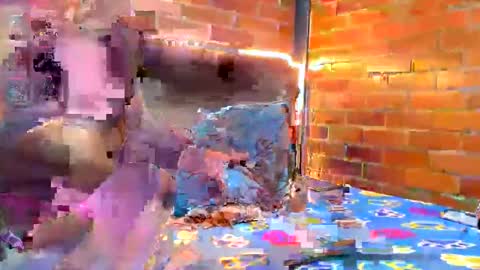 Snapshot of maxtile_ chatting on May 1, 2026, 1:43 am Juanpa online show from May 1, 2026, 1:43 am