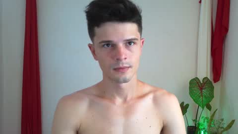 Snapshot of maxtopboy chatting on December 22, 2024, 6:15 pm Max online show from December 22, 2024, 6:15 pm